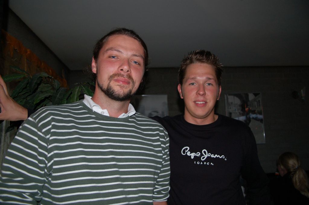 2006044