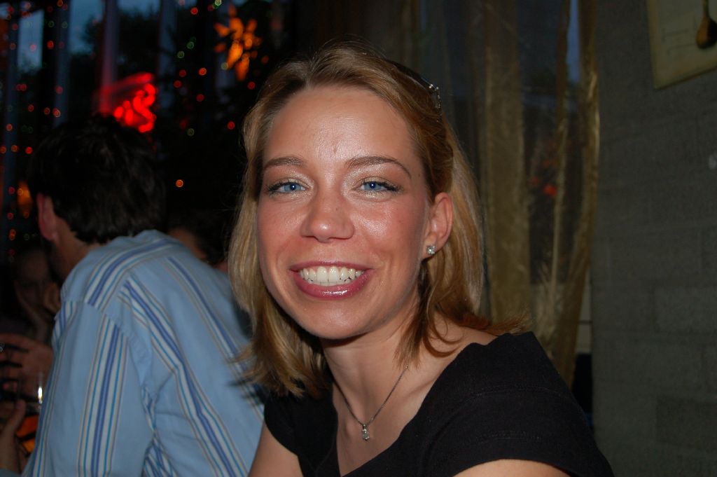 2006047