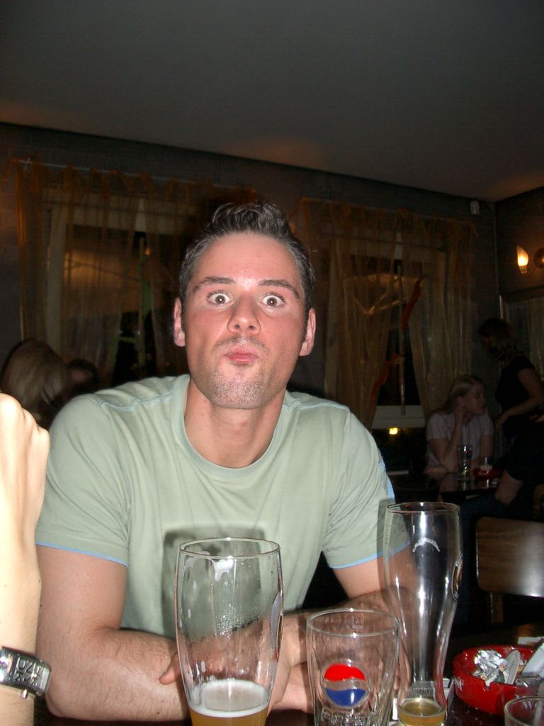 2006096